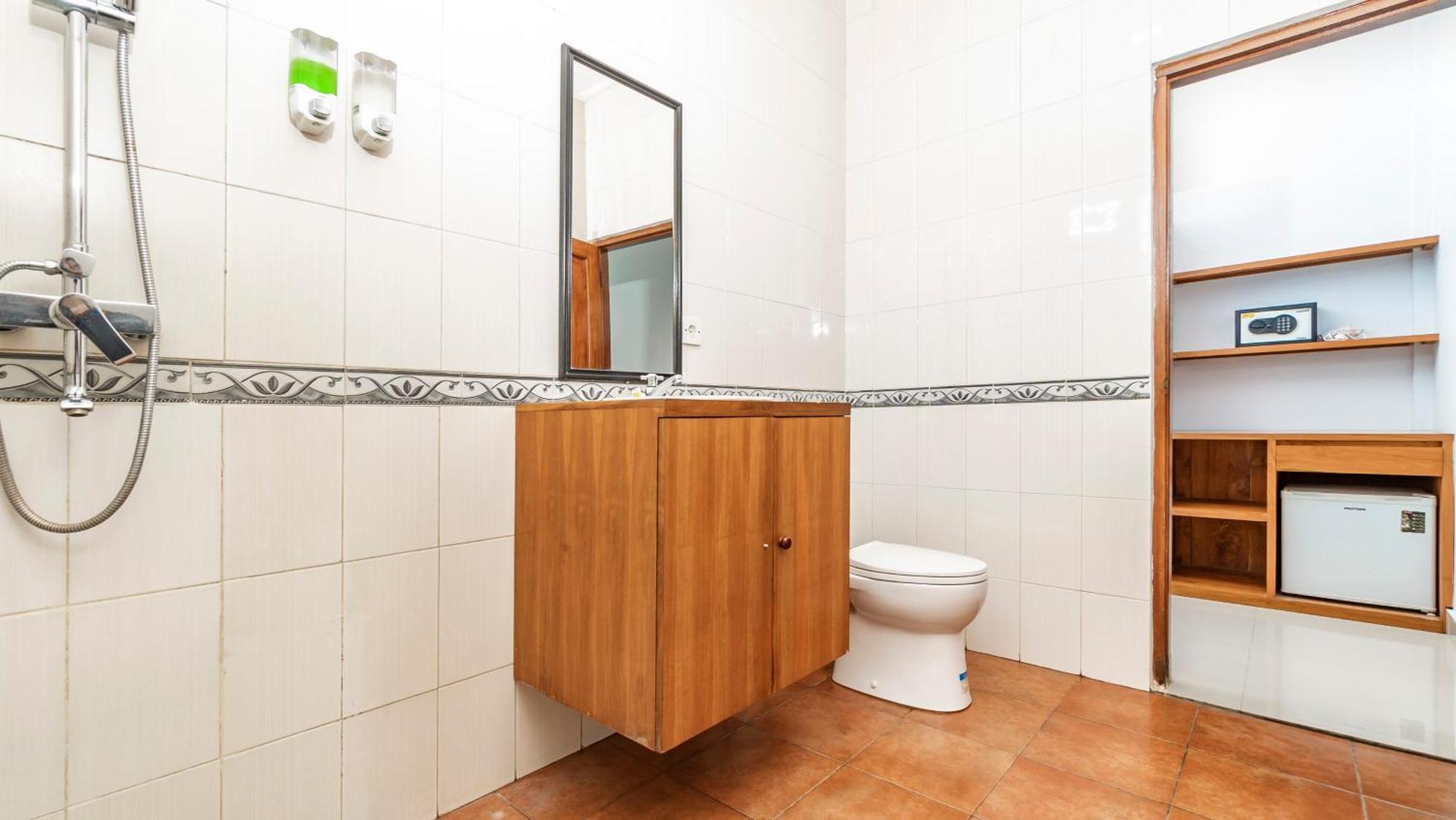 Esty House Gasthof 2*